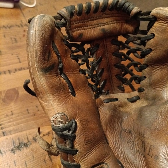 Rawlings BBX204TC 111/4 Baseball Glove Gold Glove. A12 - Picture 6 of 11